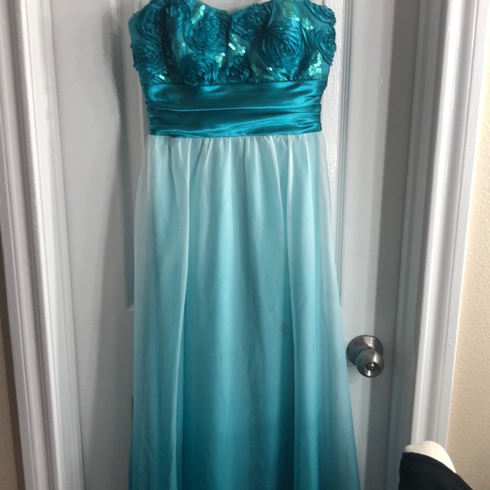 OMBRÉ PROM DRESS